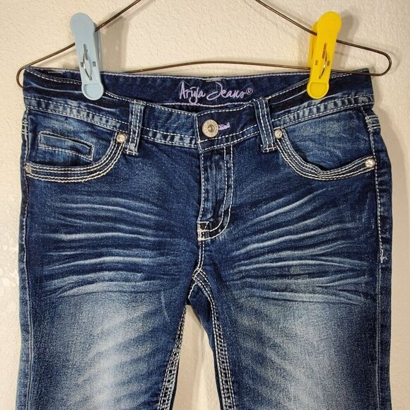 Ariya Jeans Womans Shorts Size 7/8 Rolled Cuff Embellished Denim Bermuda Shorts - Picture 3 of 7